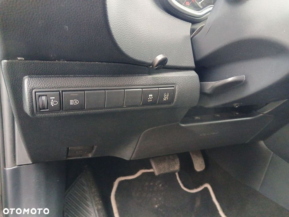 Toyota Corolla 1.8 Hybrid Comfort - 38