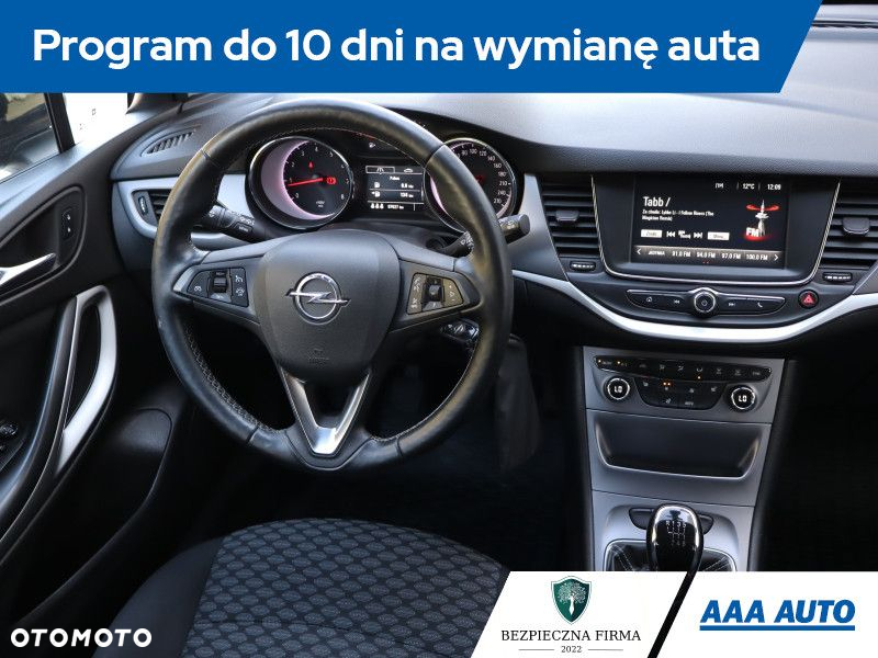 Opel Astra - 8