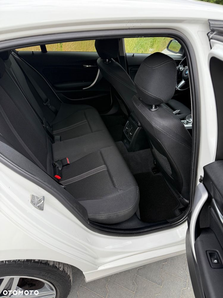 BMW Seria 1 118i GPF Sport Line - 32