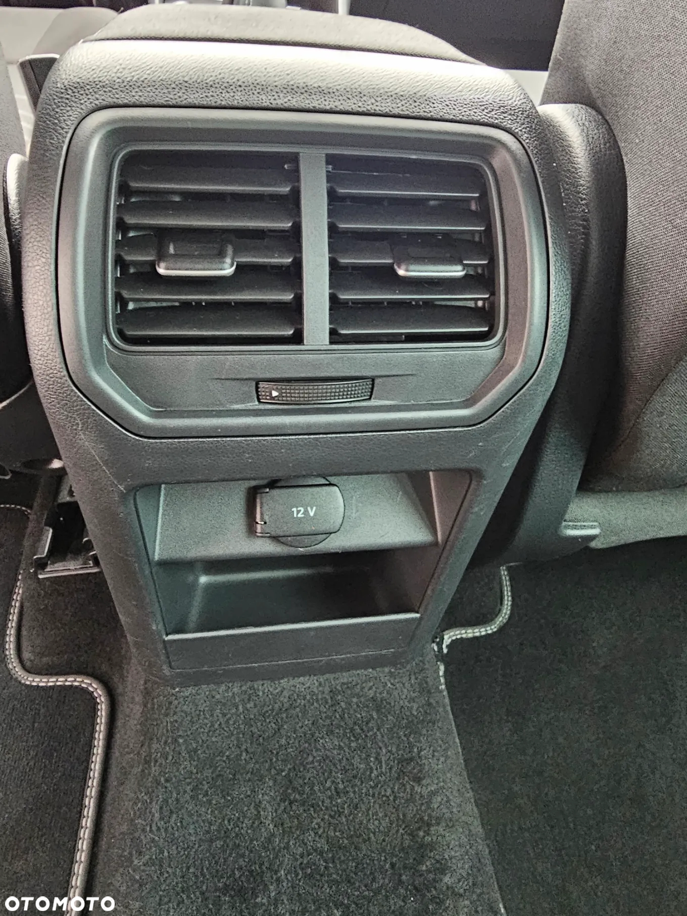 Volkswagen Golf Sportsvan - 34