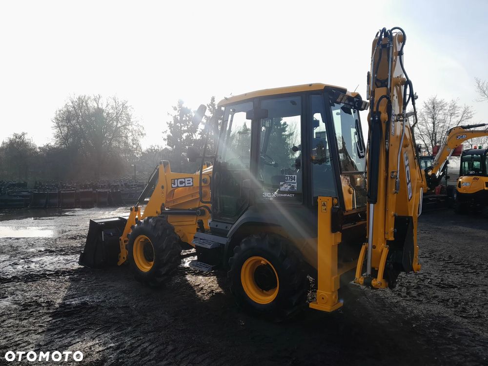 JCB 3CX COMPACT 2022R - 7