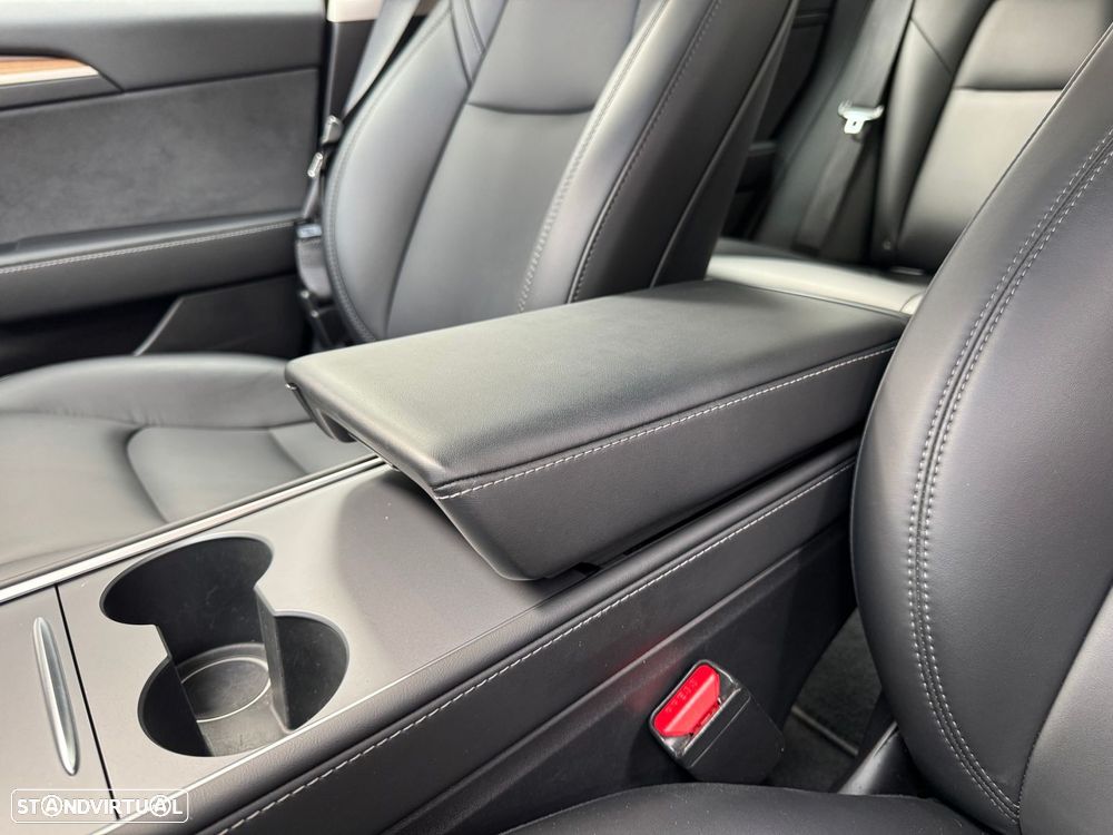 Tesla Model 3 Tração Traseira - 43