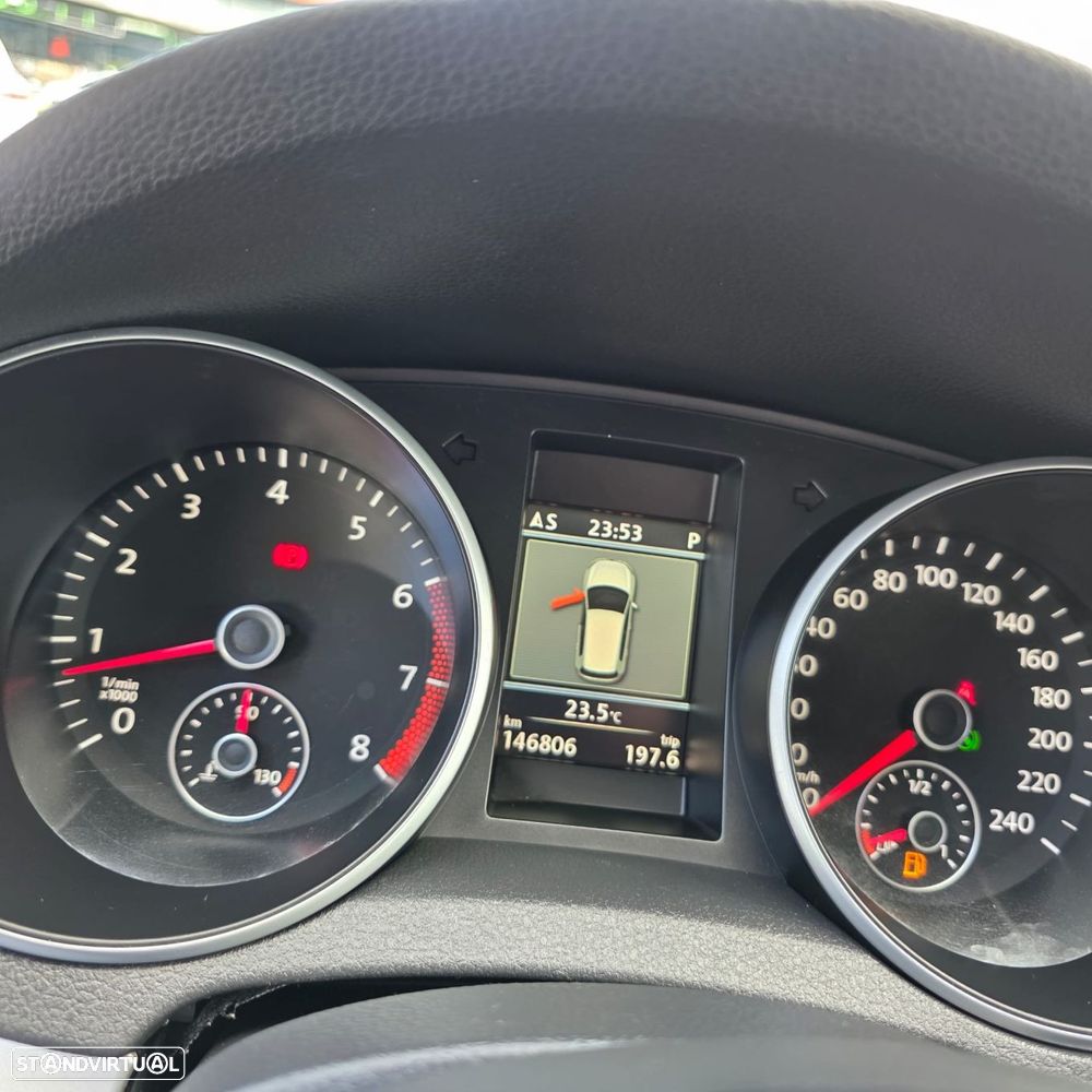 VW Golf 1.4 TSi Highline DSG - 23