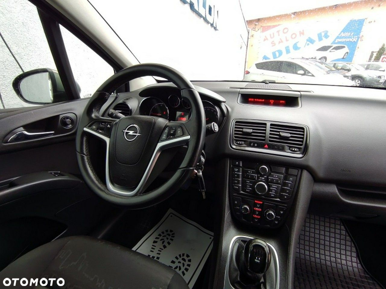 Opel Meriva - 12
