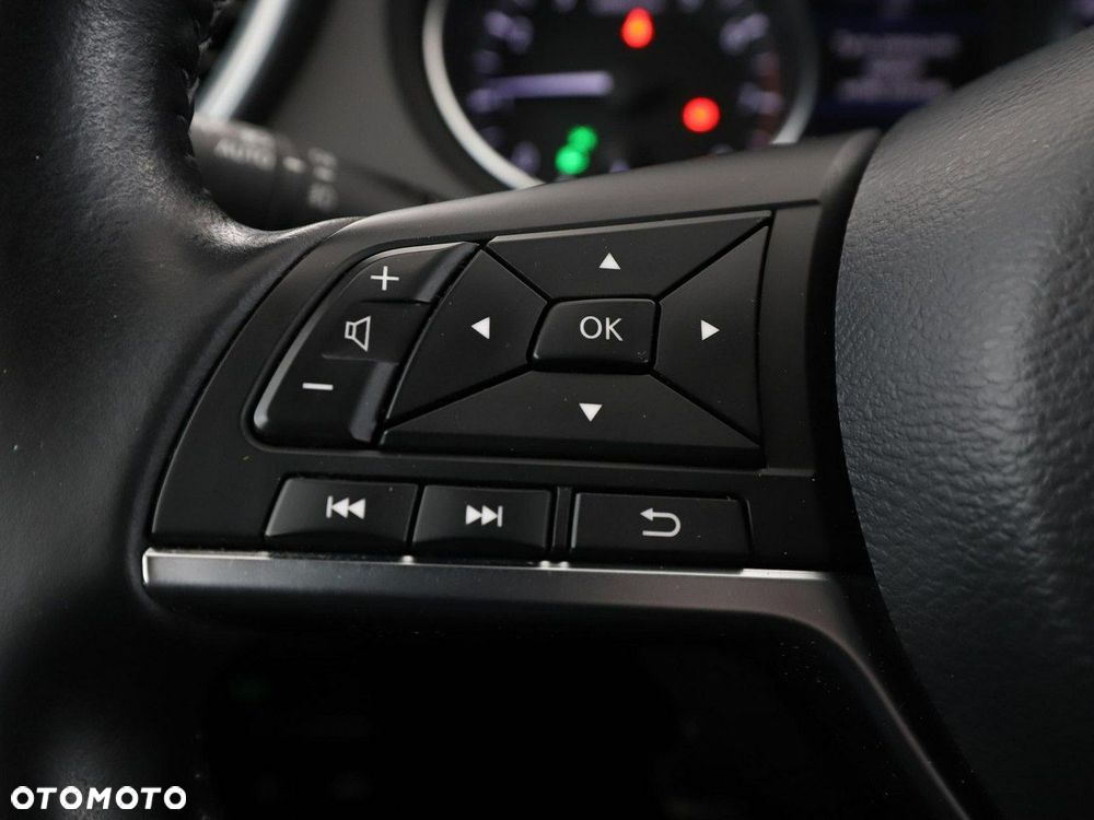 Nissan Qashqai 1.3 DIG-T N-Tec DCT - 30