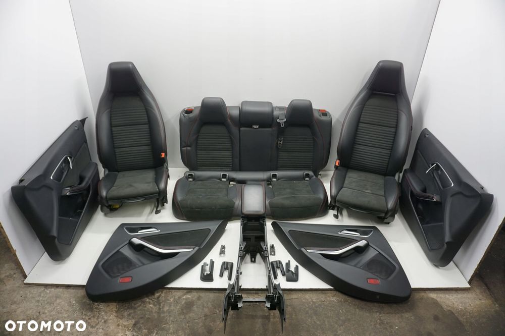 MERCEDES CLA W117 AMG FOTELE KANAPA GRZANE - 1