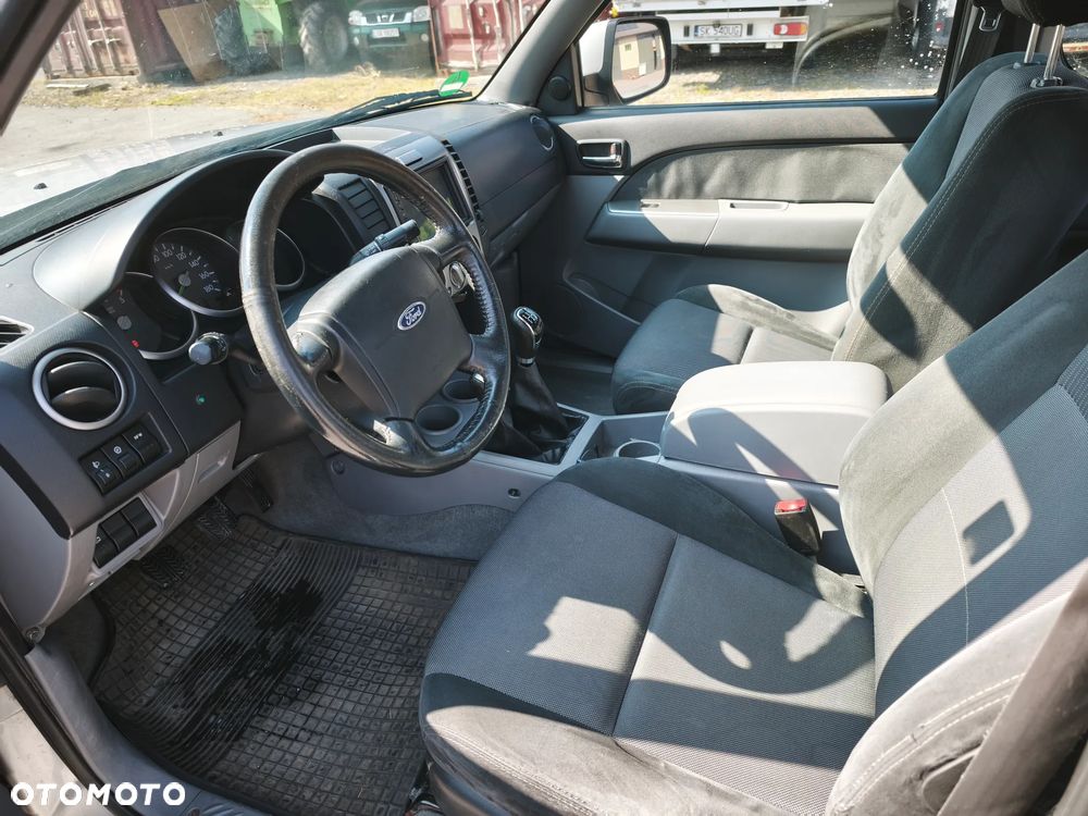 Ford Ranger 2.5 TDCi DC XLT - 8