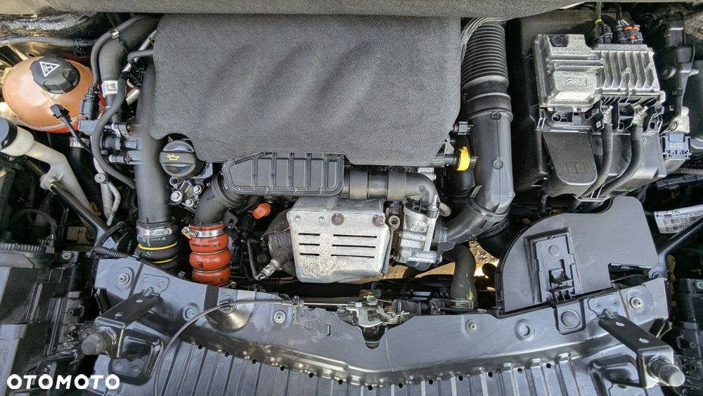 Opel Crossland X - 36