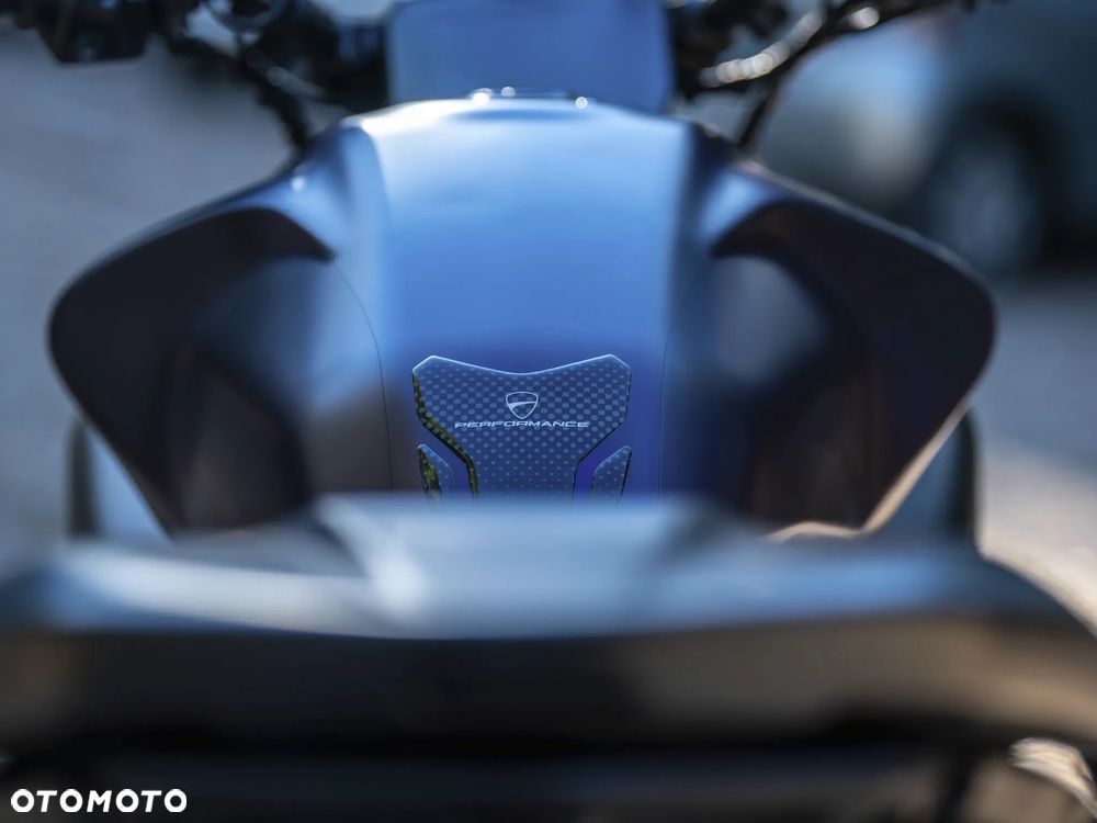 Ducati Diavel - 16