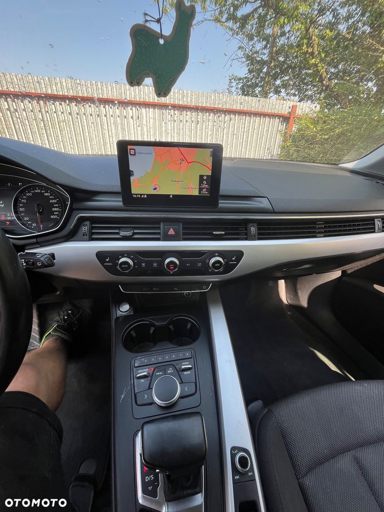 Audi A4 Avant 2.0 TDI S tronic - 13