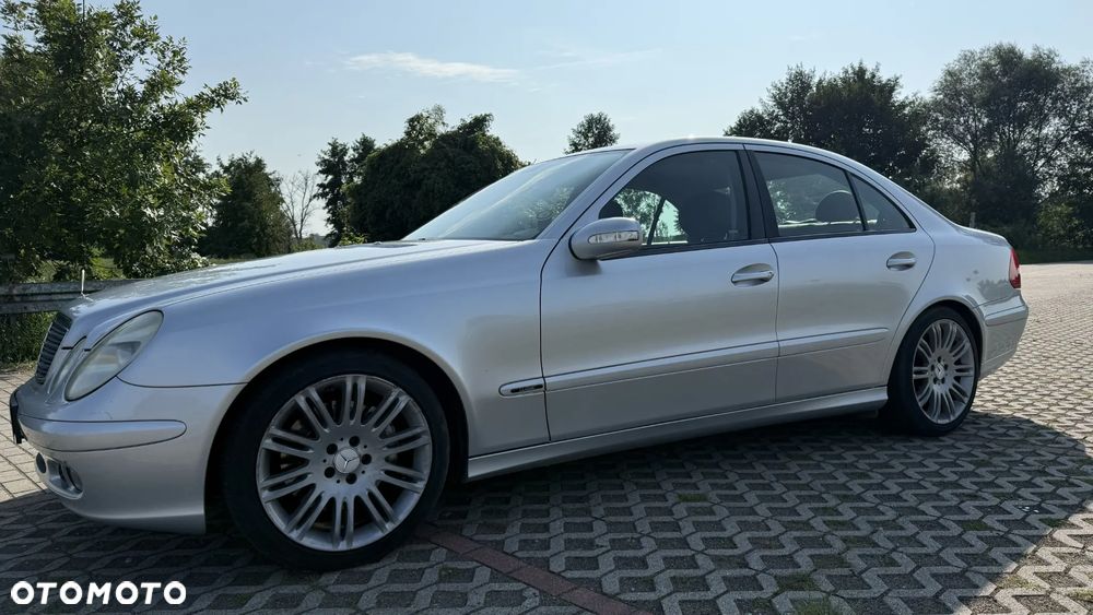 Mercedes-Benz Klasa E 200 Kompressor Automatik Classic - 4
