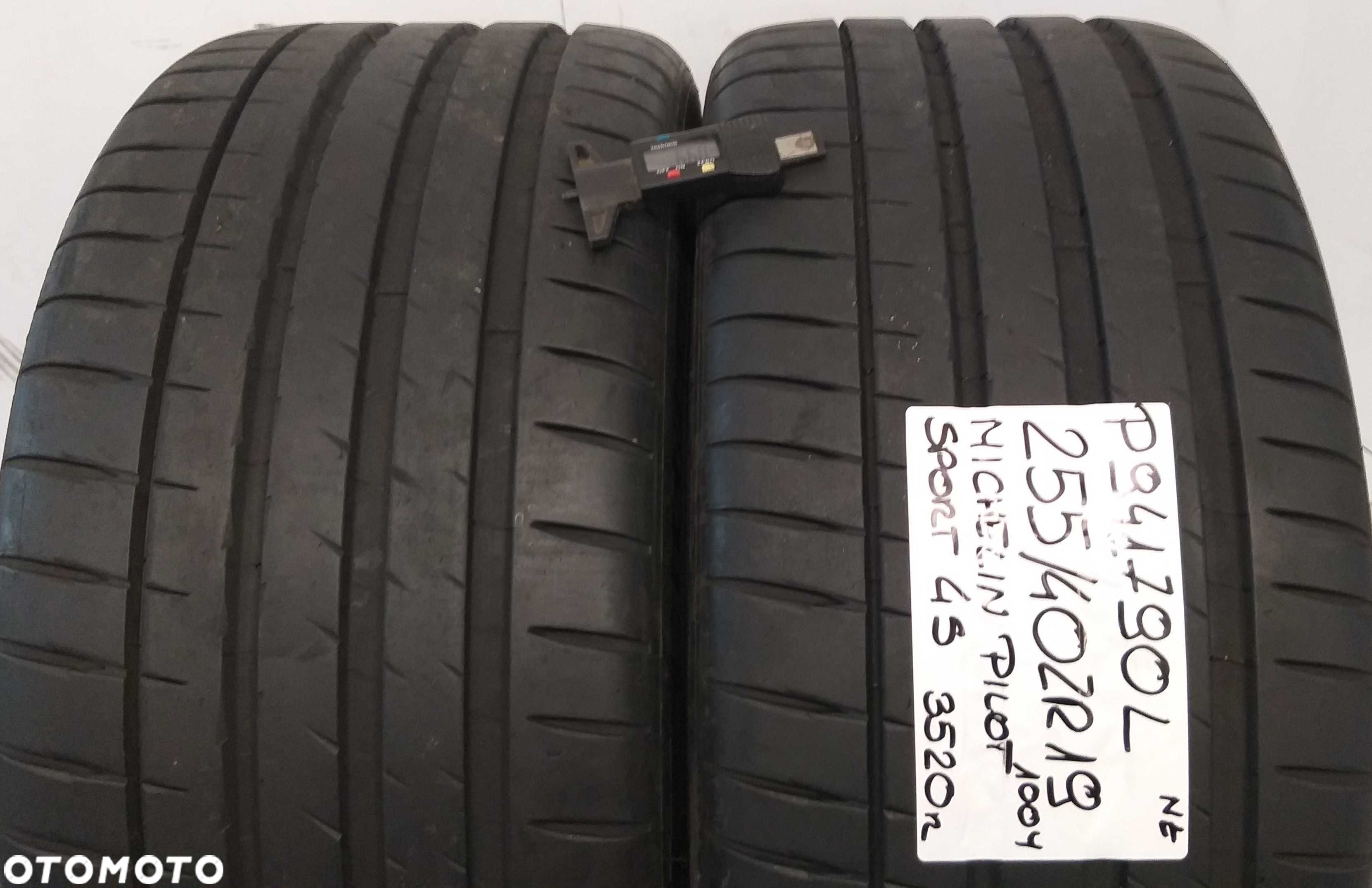 P941790L Para 255/40R19 100Y ZR Michelin Pilot Sport 4S dot.3520 - 1