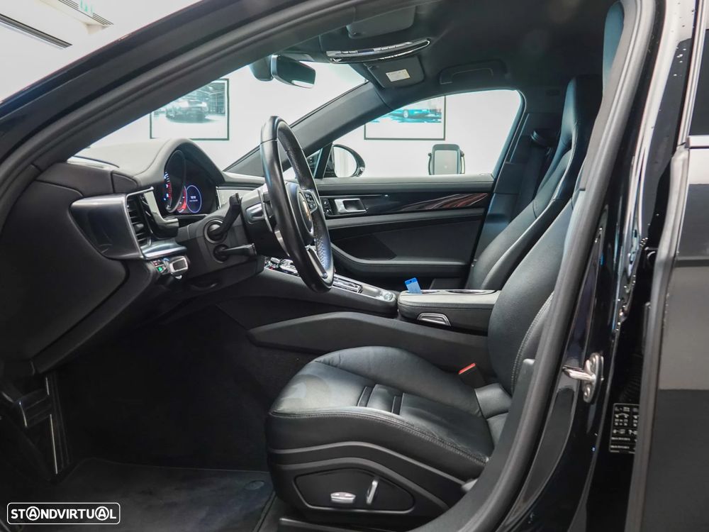Porsche Panamera 4 E-Hybrid - 18