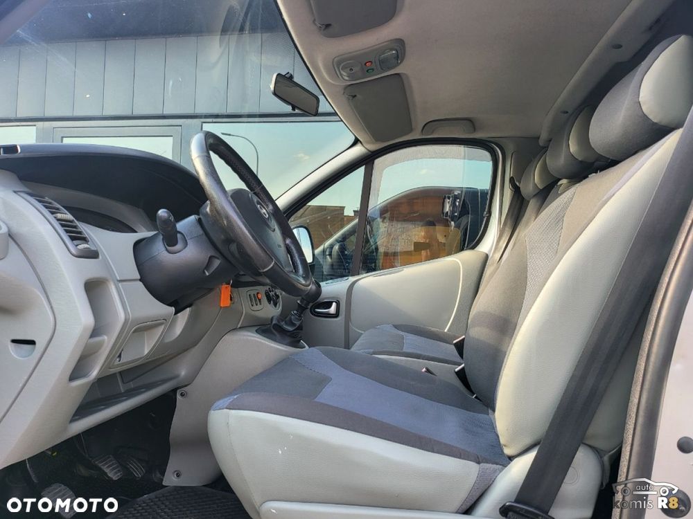 Opel Vivaro - 20