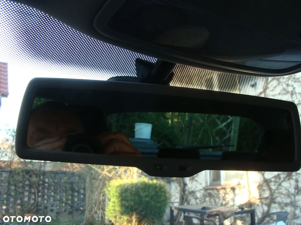 Volkswagen Golf 1.9 TDI DPF United - 14