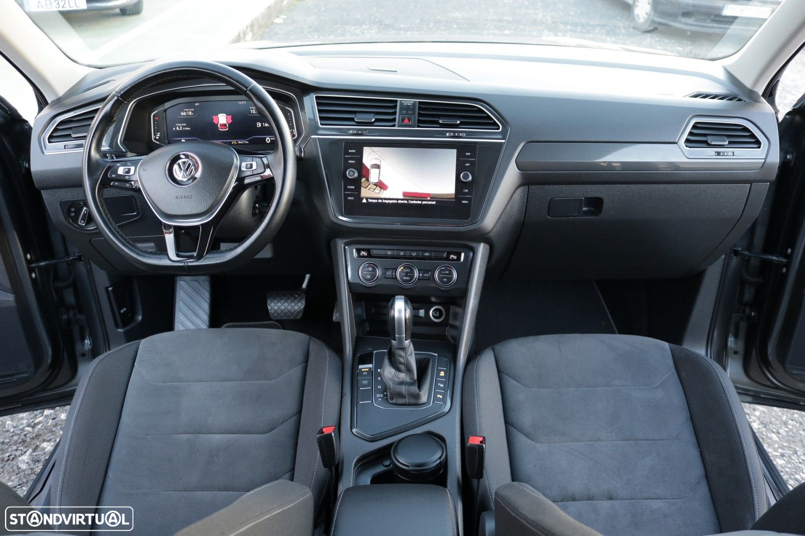 VW Tiguan 2.0 TDI Highline DSG - 29
