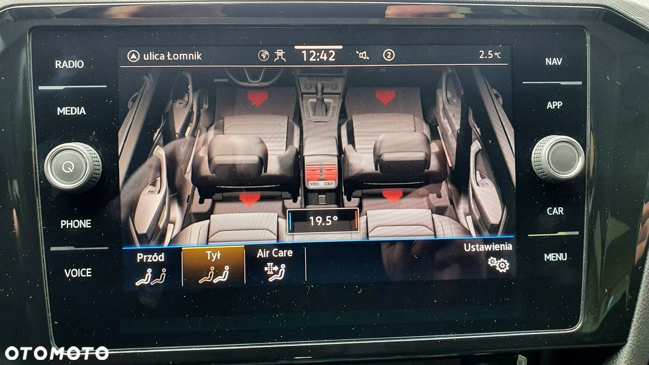 Volkswagen Passat 2.0 TSI Business DSG - 29