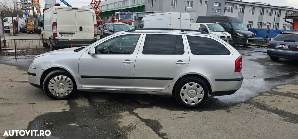 Skoda Octavia 2.0 FSI Ambiente - 7