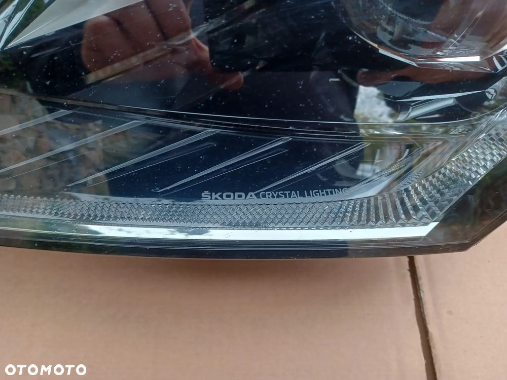 Full led przedni prawy lewy Skoda Octavia IV 4 lampa oryg 5E4 - 3