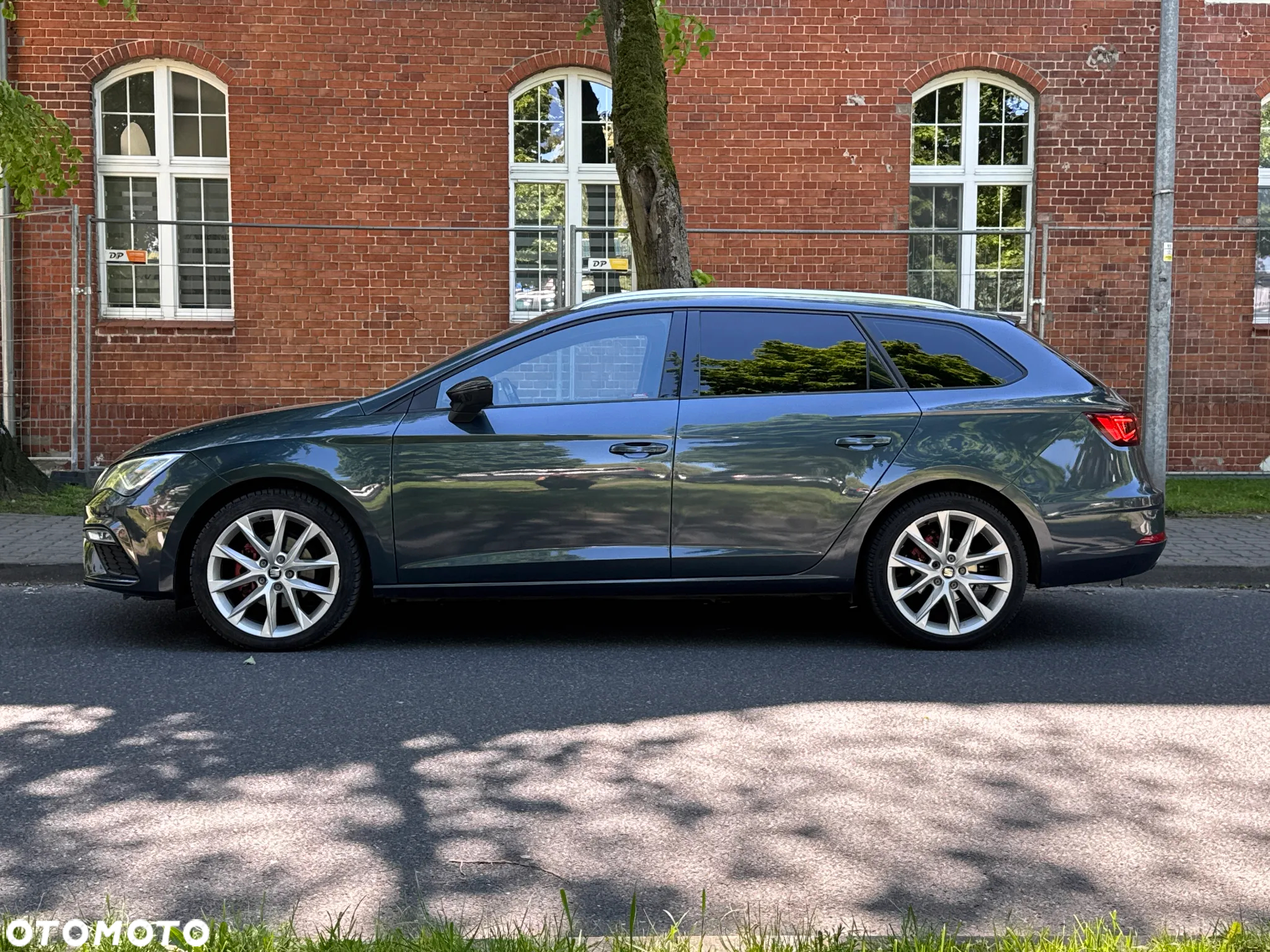 Seat Leon 2.0 TDI DSG FR Plus - 2