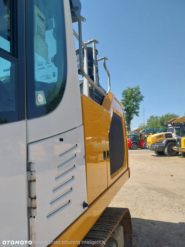 Liebherr R 924 LC - 16