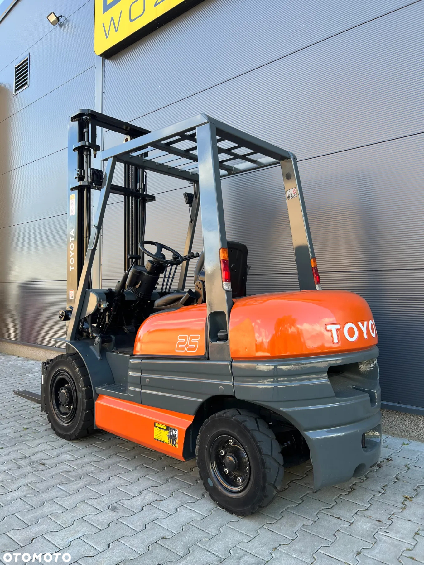 Toyota 02-6FDF25 - 5