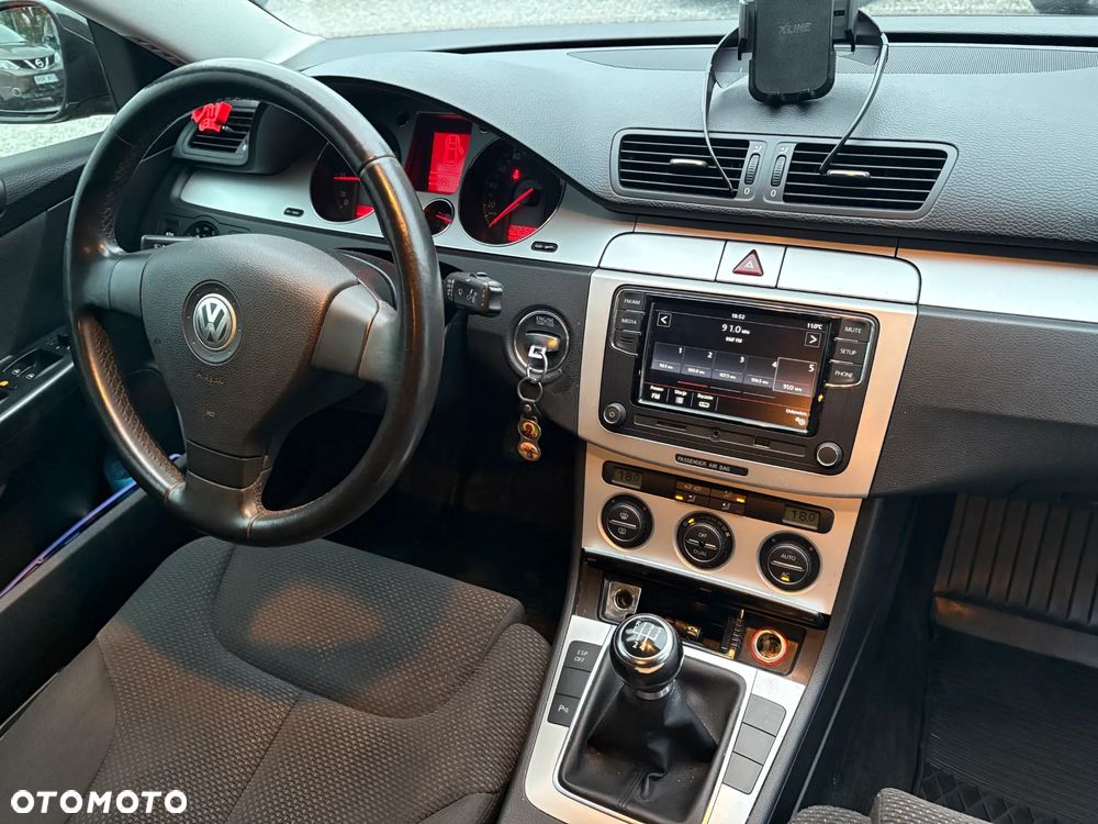 Volkswagen Passat 1.9 TDI DPF Comfortline - 13