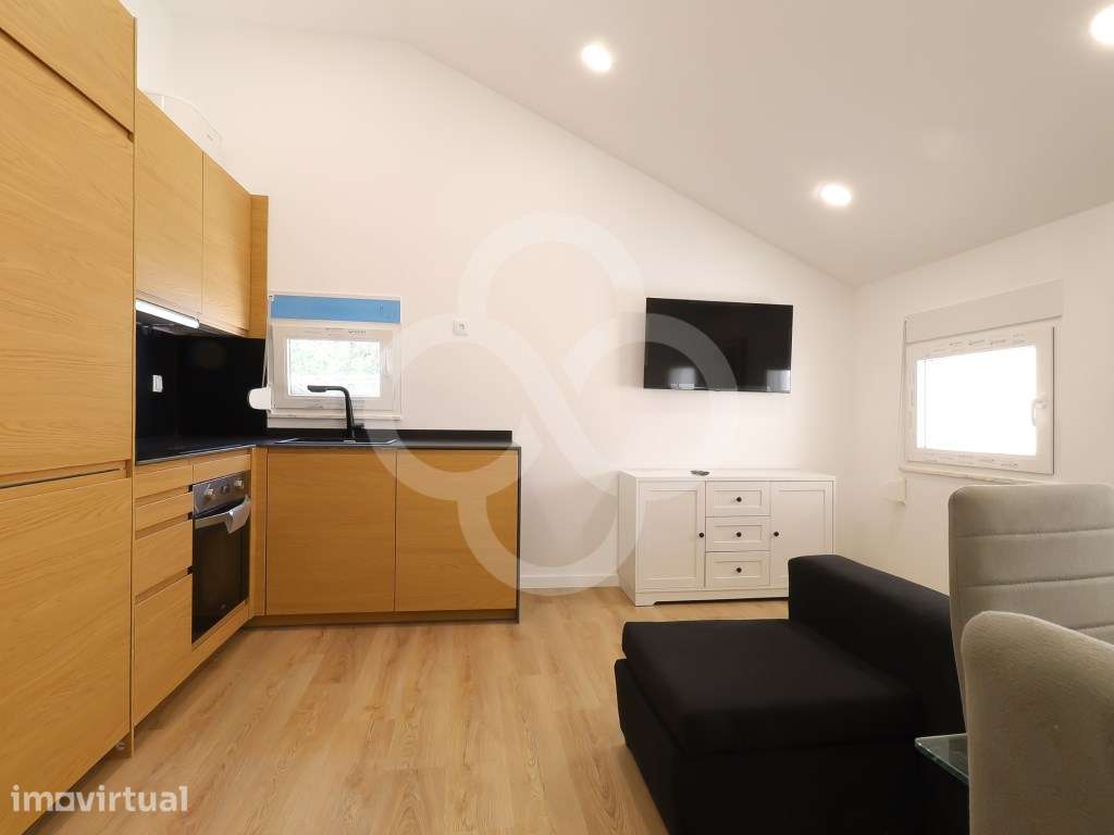 Apartamento T1 Renovado com conforto e modernidade no coração da ci... - Grande imagem: 3/9