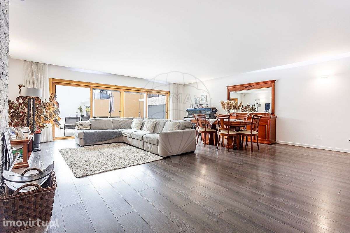 Moradia T4 para venda - Grande imagem: 2/50