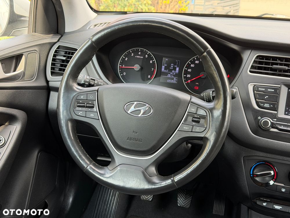Hyundai i20 blue 1.0 T-GDI Passion Plus - 16