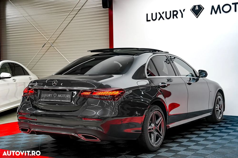 Mercedes-Benz E 300 9G-TRONIC AMG Line - 11