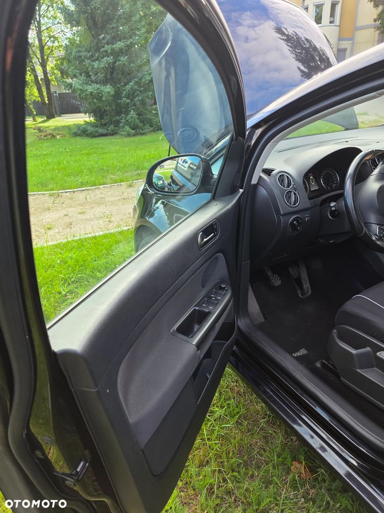 Volkswagen Golf Plus 1.6 TDI DPF Trendline - 13
