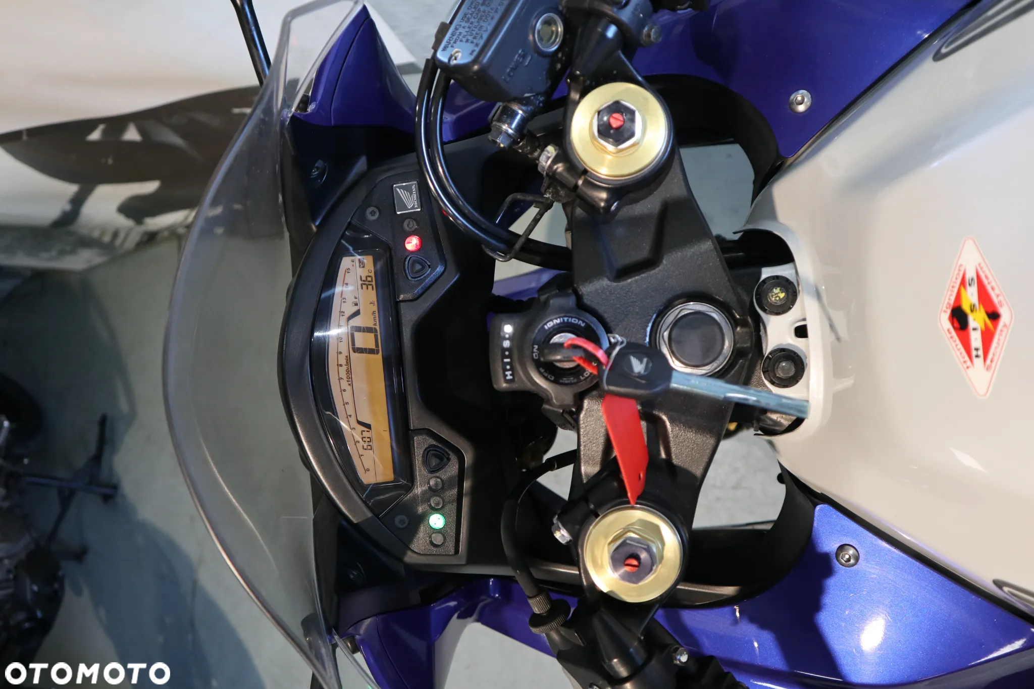 Honda CBR - 11