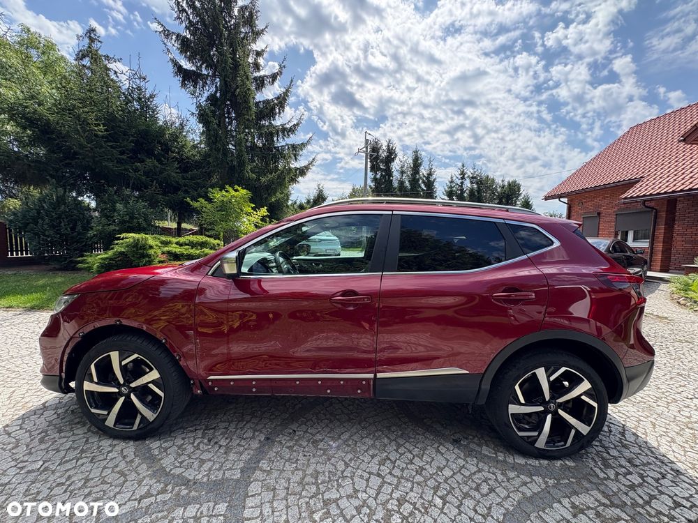 Nissan Qashqai 1.2 DIG-T Xtronic TEKNA+ - 6