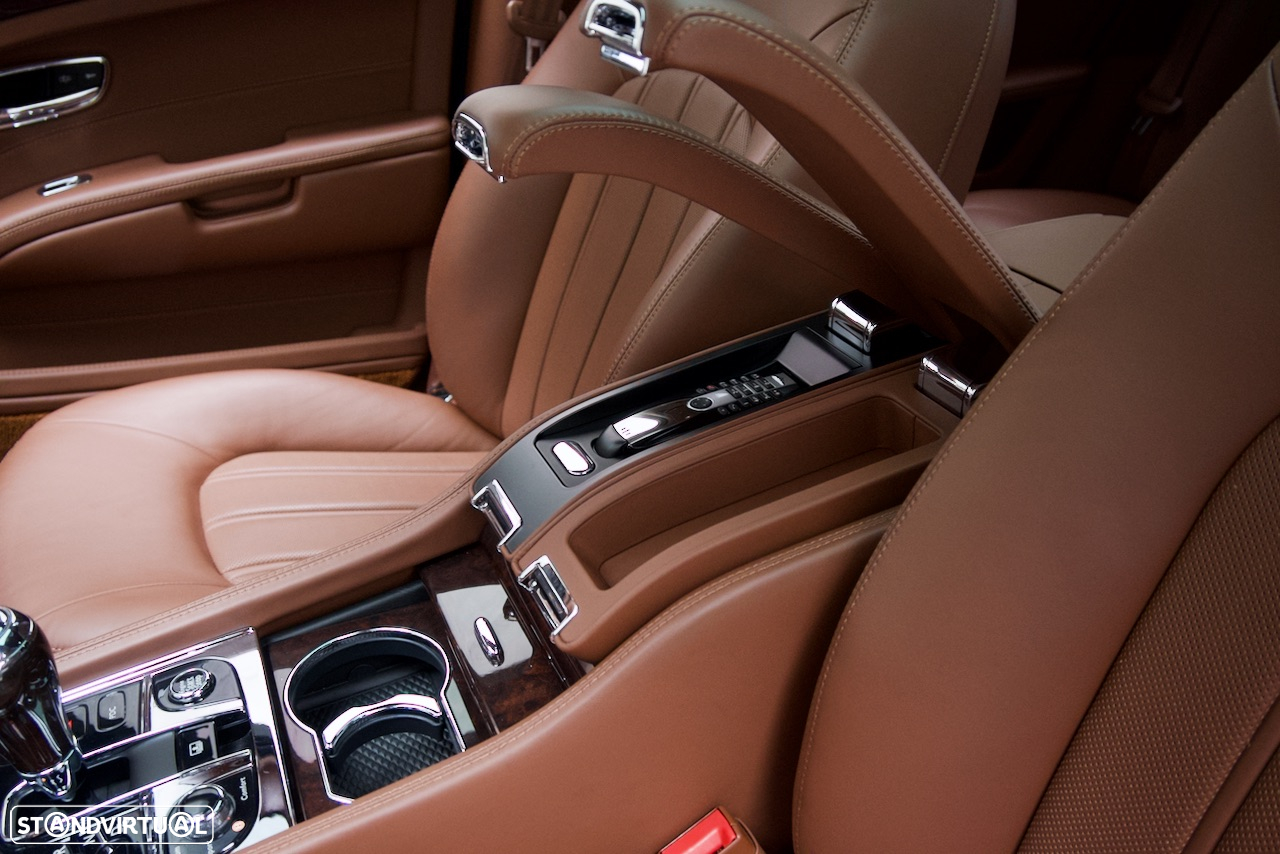 Bentley Mulsanne Extended Wheel Base - 17