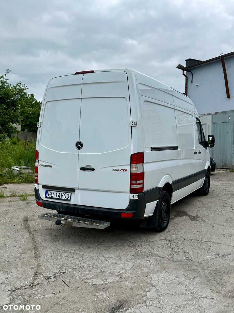 Mercedes-Benz Sprinter - 6