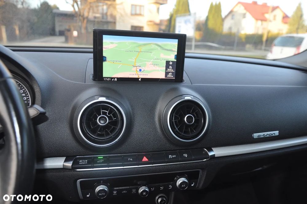 Audi A3 Sportback - 15