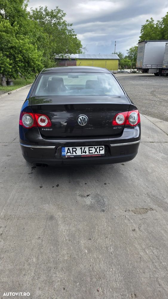 Volkswagen Passat 2.0TDI Comfortline DPF - 2