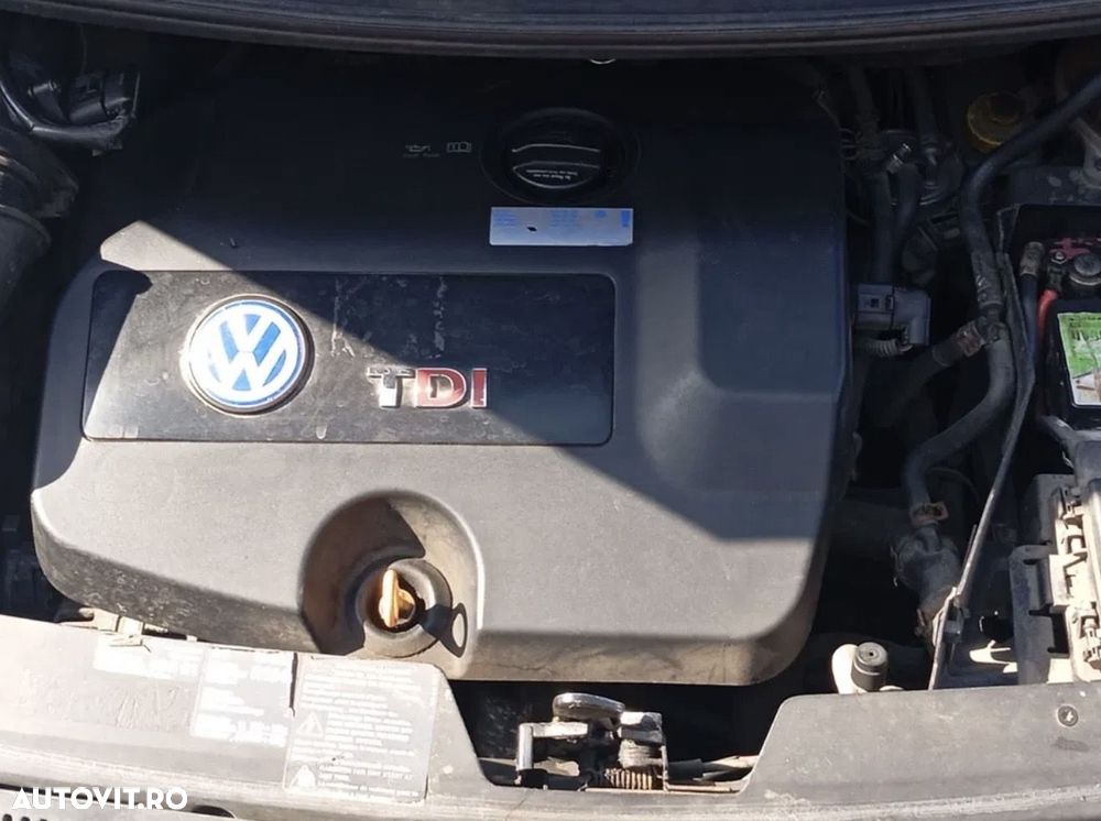 Volkswagen Sharan 1.9TDI 4Motion Comfortline - 6