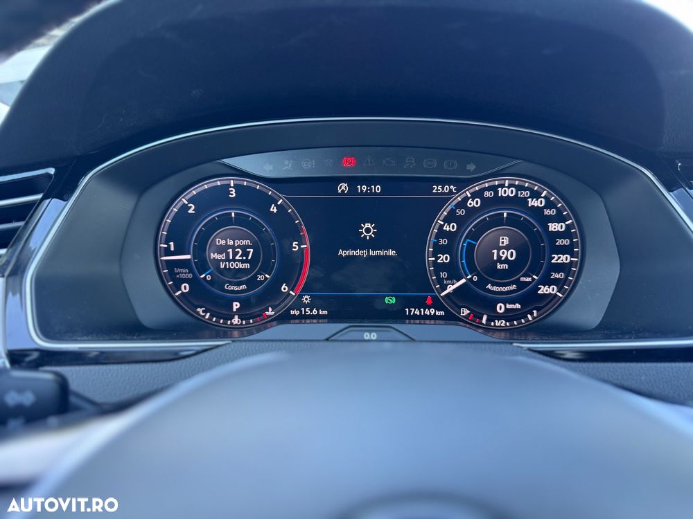 Volkswagen Passat 2.0 TDI DSG R Executive - 7