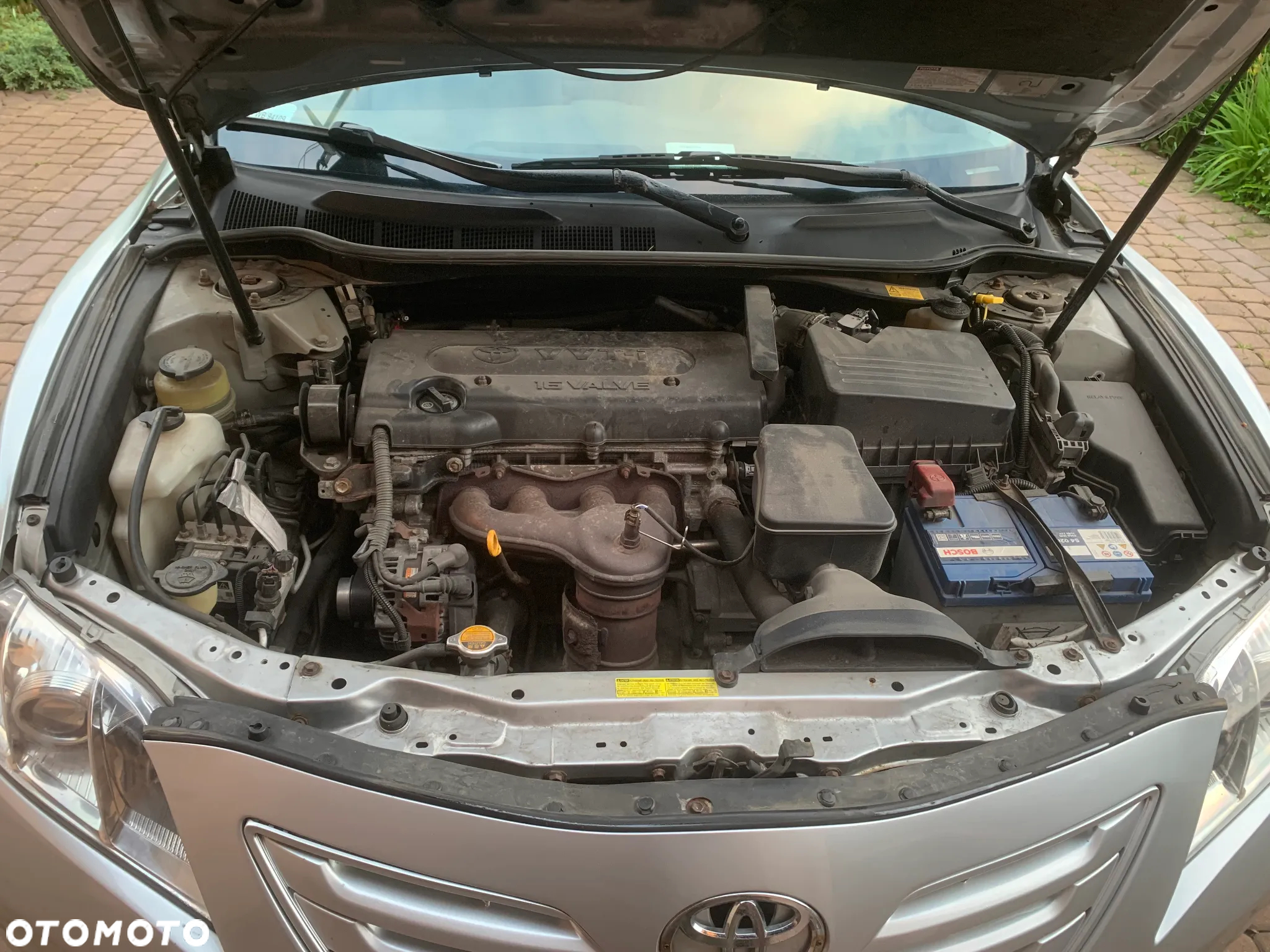 Toyota Camry 2.4 XLE - 15