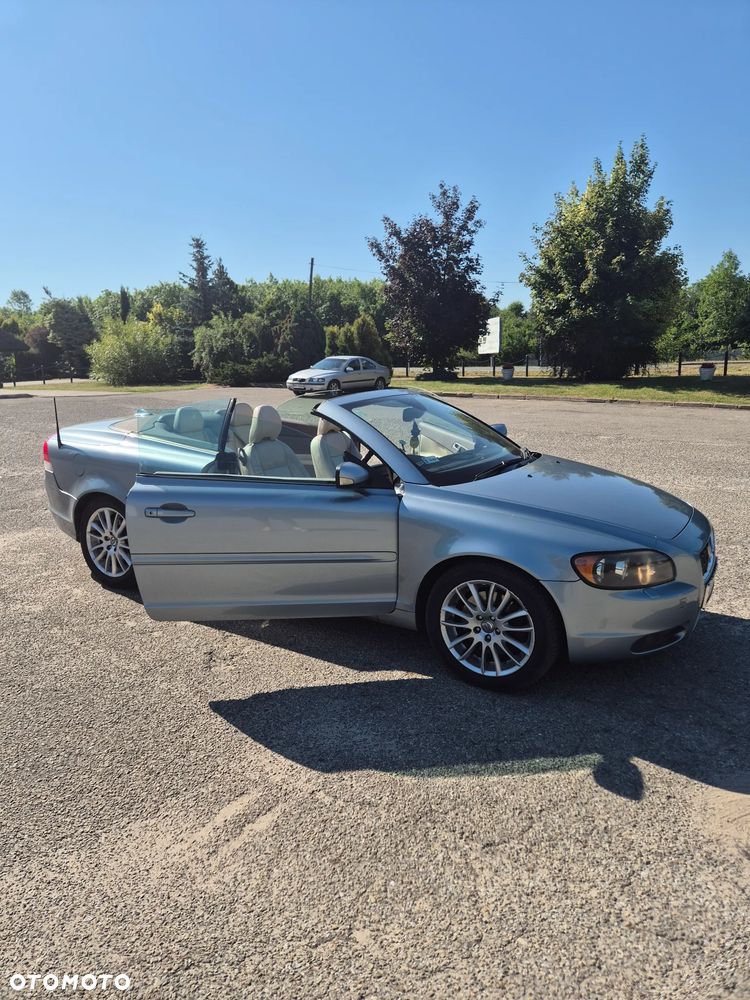 Volvo C70 2.4i Summum - 1