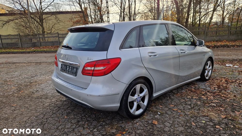 Mercedes-Benz Klasa B 200 CDI (BlueEFFICIENCY) - 5
