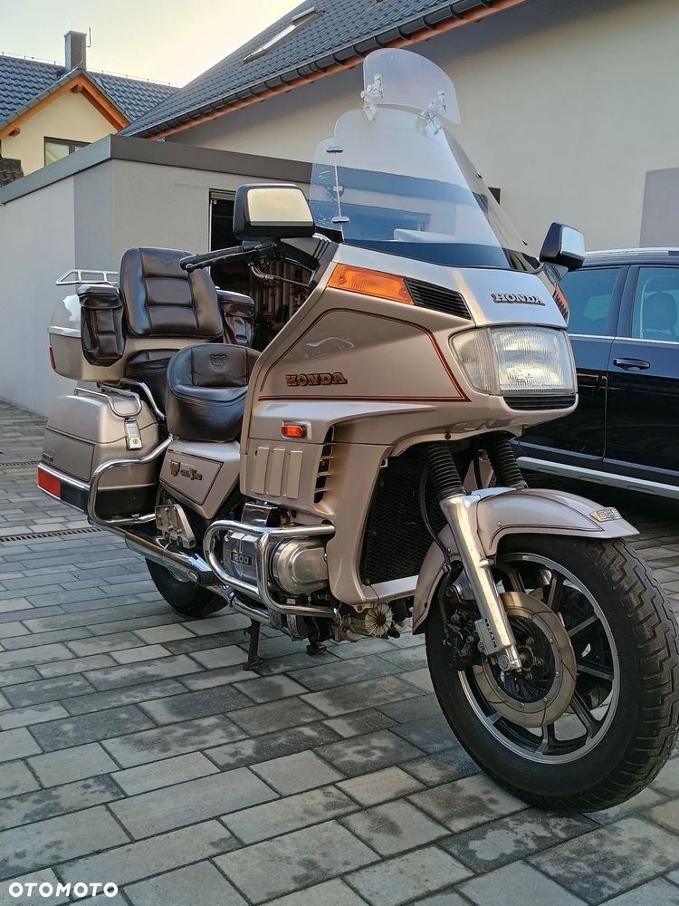 Honda GL - 4