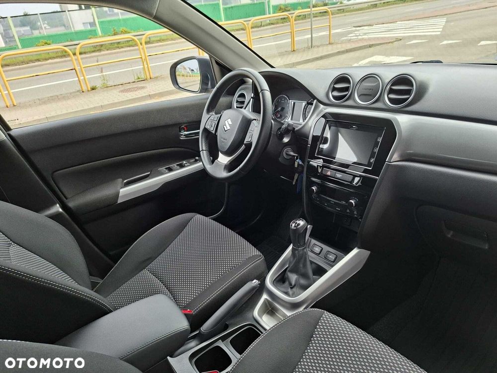 Suzuki Vitara 1.6 Premium 2WD - 18
