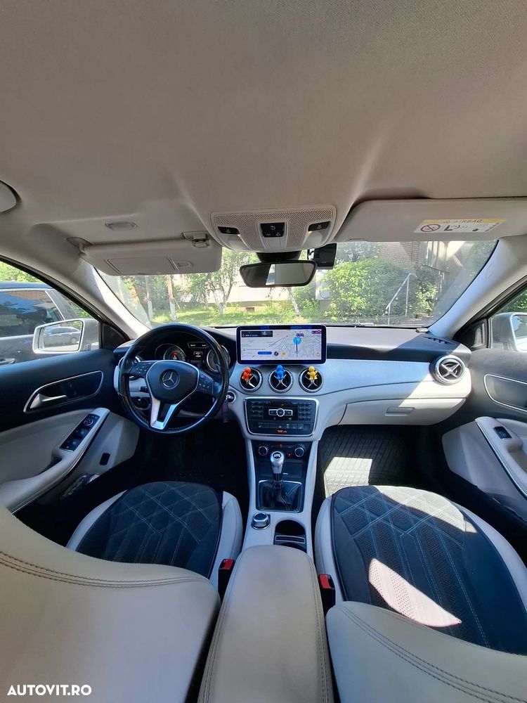 Mercedes-Benz GLA - 7
