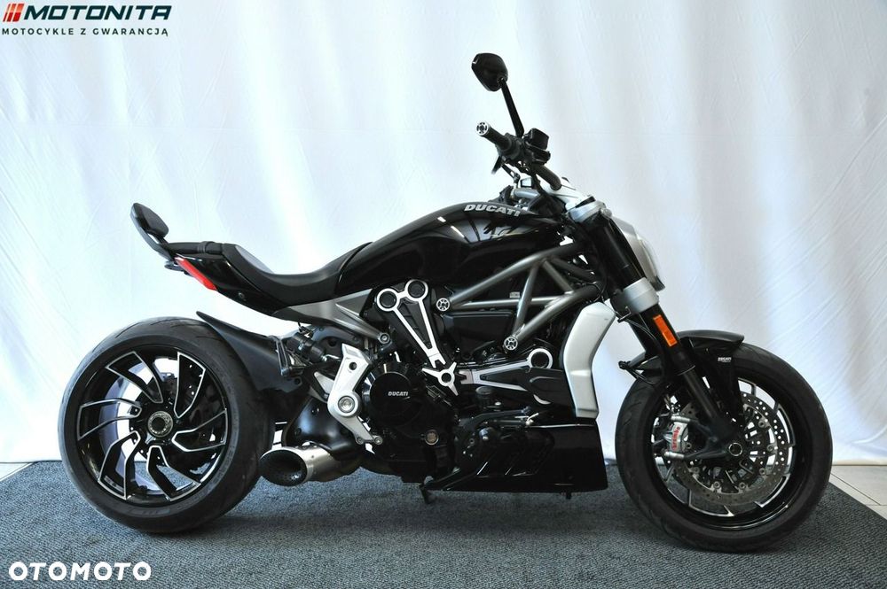 Ducati Diavel - 2