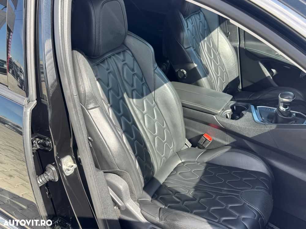 Peugeot 5008 BlueHDI 130 Allure Pack - 25