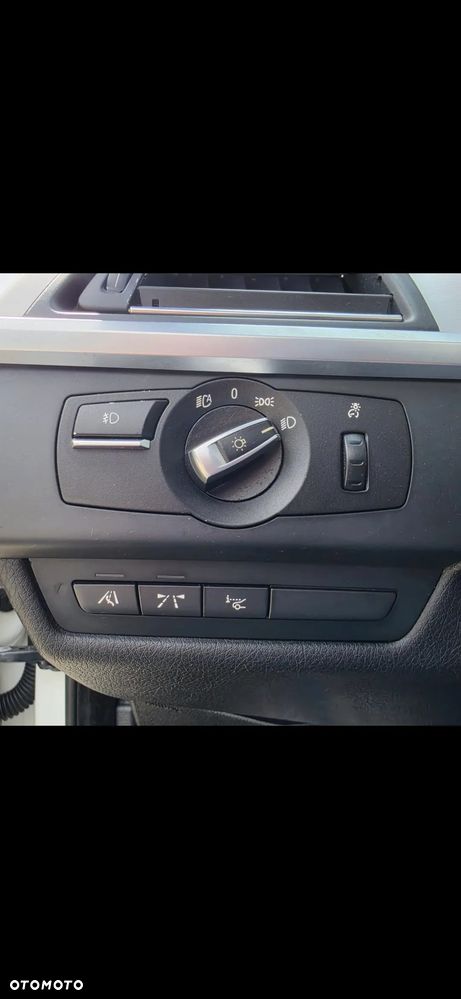 BMW Seria 6 650i xDrive - 15