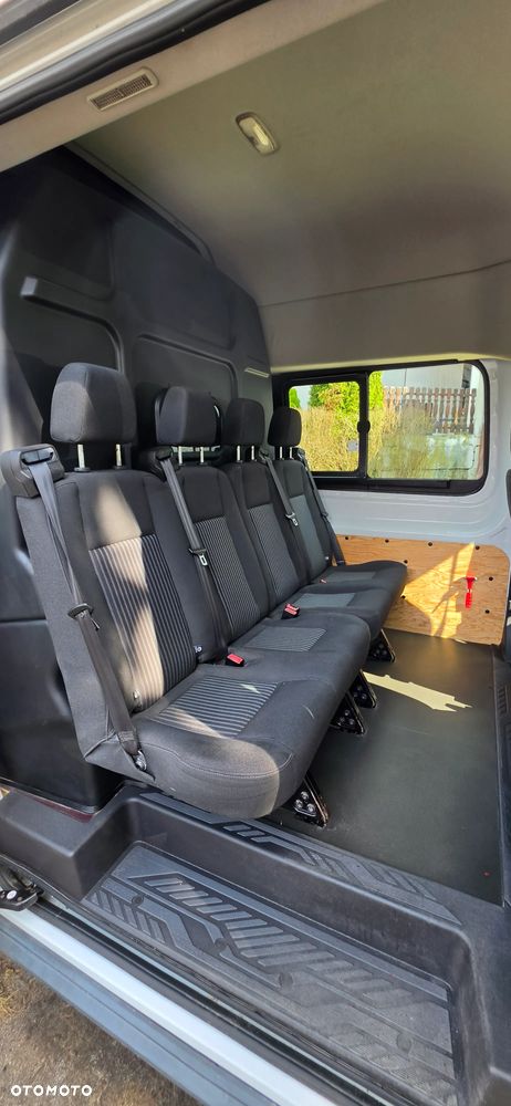 Ford Transit - 12